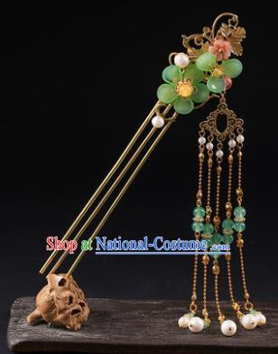 Chinese Classical Green Plum Hair Clip Hanfu Hair Accessories Handmade Ancient Princess Golden Tassel Hairpins for Women