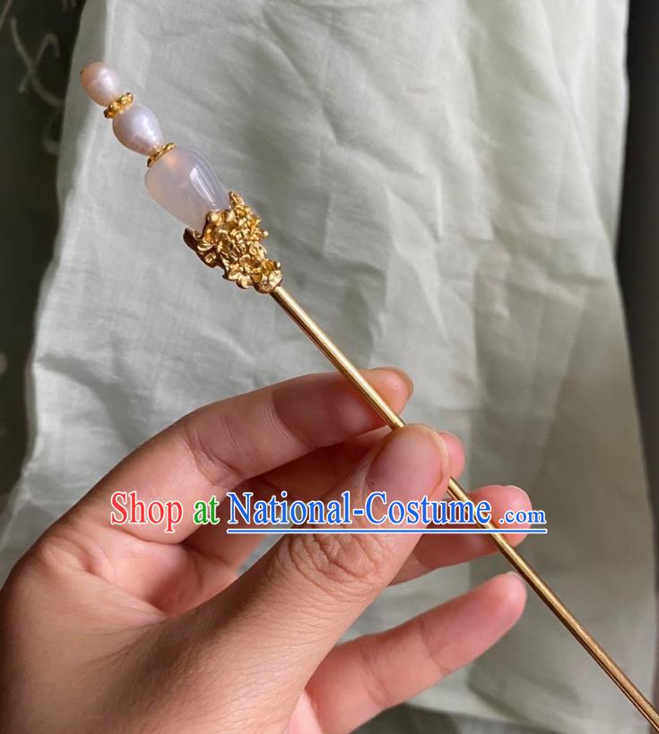 Chinese Ancient Court Empress Pink Chalcedony Hairpin Handmade Hanfu Hair Accessories Pearls Golden Hair Clip