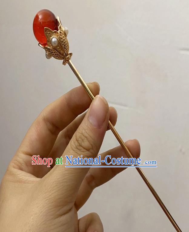 Chinese Ancient Empress Red Bead Hairpins Hair Accessories Handmade Ming Dynasty Court Golden Hair Stick