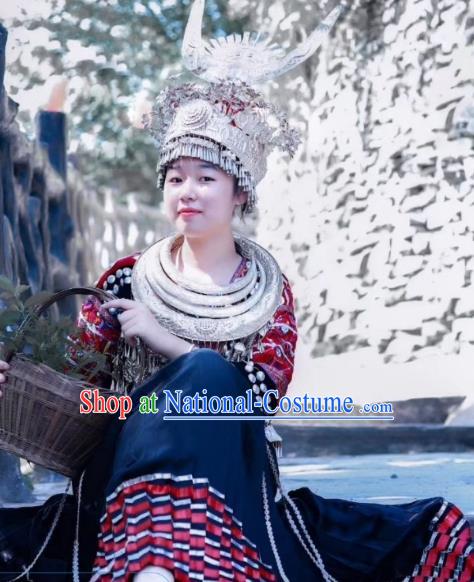 China Miao Minority Embroidered Blouse and Skirt Traditional Nationality Folk Dance Apparels Ethnic Festival Clothing with Headwear