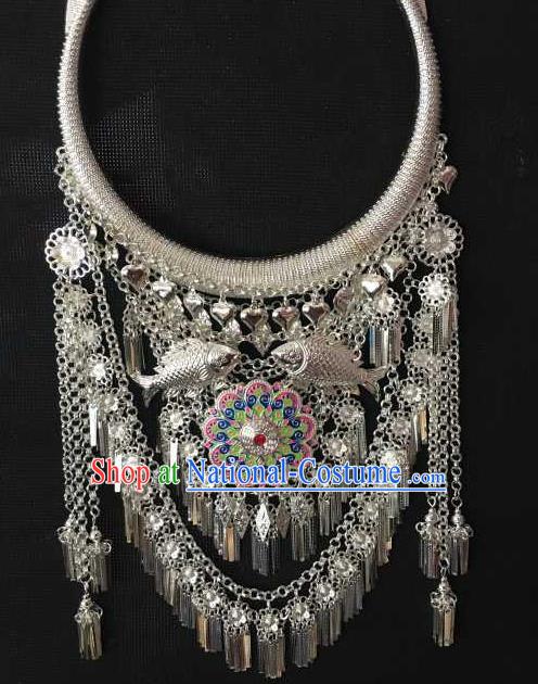 Chinese Handmade Nationality Longevity Lock Yunnan Miao Ethnic Accessories Bride Jewelry Silver Fish Necklace