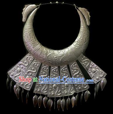 Traditional China Miao Minority Female Necklace Miao Ethnic Dance Accessories Handmade Carving Dragon Necklet