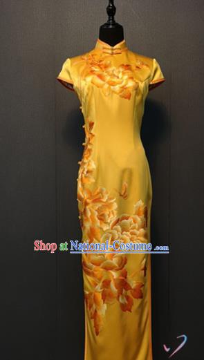 Custom Shanghai Golden Silk Qipao Dress China Traditional Compere Classical Cheongsam New Year Stage Performance Clothing