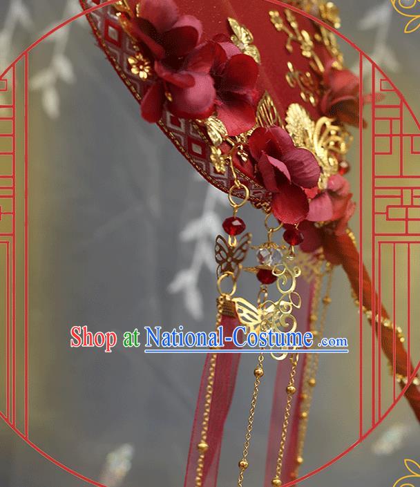 China Classical Red Palace Fans Handmade Hanfu Silk Fans Ribbon Fan