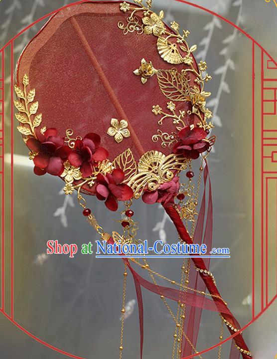 China Classical Red Palace Fans Handmade Hanfu Silk Fans Ribbon Fan