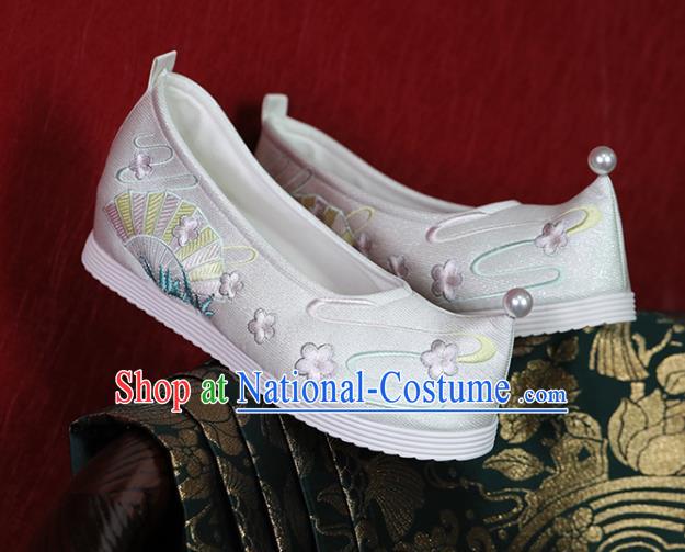 China Ming Dynasty Young Lady White Satin Shoes Handmade Shoes Hanfu Shoes Princess Shoes Embroidered Shoes