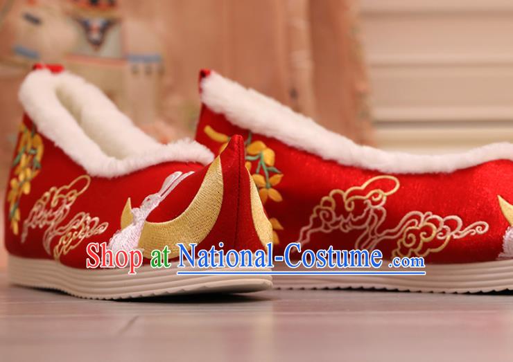 China Hanfu Shoes Embroidered Moon Fragrans Rabbit Shoes Princess Shoes Women Winter Shoes Handmade Red Shoes