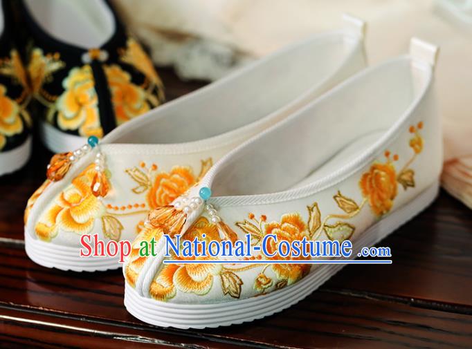 China Handmade Beijing Shoes Embroidered Peony Shoes Hanfu Pearls Shoes Princess Shoes