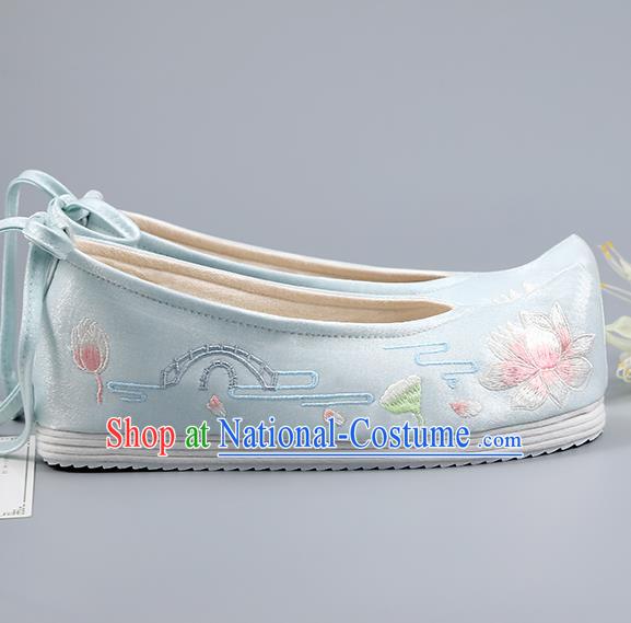 China Ming Dynasty Shoes Traditional Hanfu Shoes Princess Shoes Light Blue Cloth Shoes Embroidered Lotus Shoes