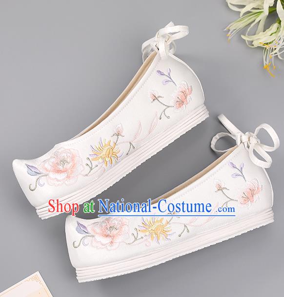 China White Embroidered Peony Shoes Princess Shoes Ming Dynasty Shoes Traditional Hanfu Shoes Cloth Shoes