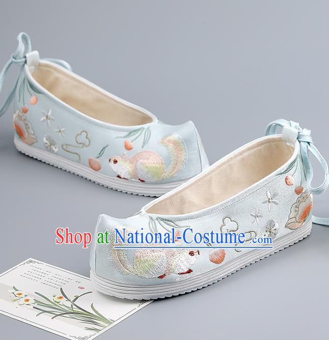 China Traditional Hanfu Shoes Embroidered Squirrel Shoes Handmade Cloth Shoes Ancient Princess Light Blue Bow Shoes