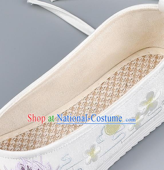 China Traditional Pearl Shoes Hanfu Shoes Ming Dynasty Princess Shoes Embroidered Lotus Shoes White Shoes