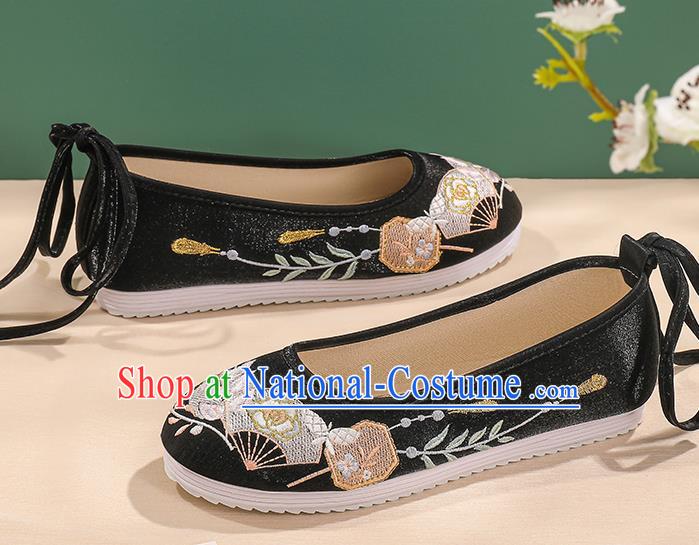 China Traditional Cloth Shoes Hanfu Shoes Handmade Princess Shoes Black Embroidered Shoes