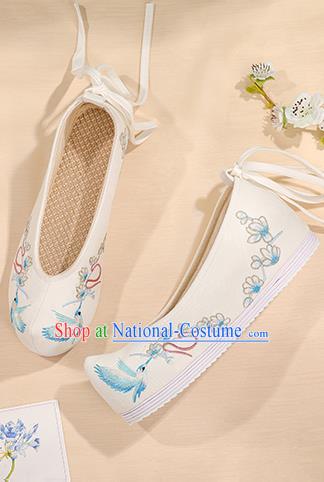 China Handmade Embroidered White Bow Shoes Hanfu Princess Shoes Cloth Shoes