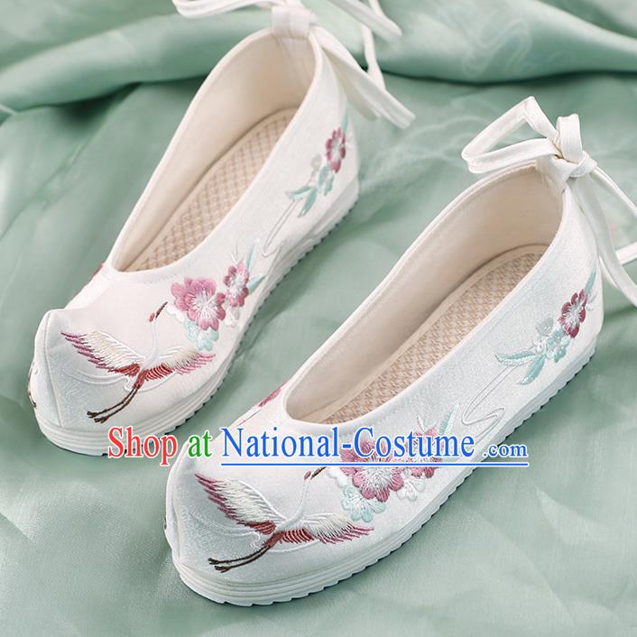 China Hanfu Bow Shoes Handmade Shoes National Shoes White Cloth Shoes Traditional Embroidered Crane Plum Shoes