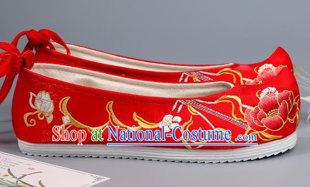 Traditional China Wedding Shoes Handmade Shoes National Shoes Red Cloth Shoes Embroidered Peony Shoes Bride Shoes