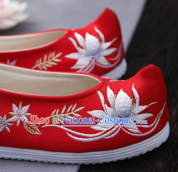 Traditional China Handmade Shoes National Shoes Red Cloth Shoes Embroidered Lotus Shoes Bride Shoes Wedding Shoes