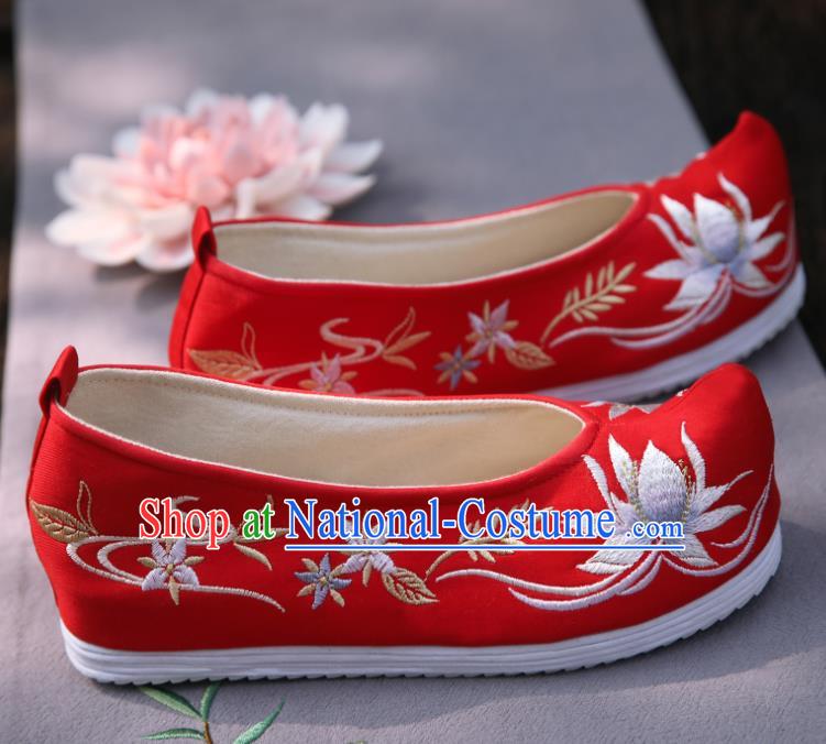 Traditional China Handmade Shoes National Shoes Red Cloth Shoes Embroidered Lotus Shoes Bride Shoes Wedding Shoes