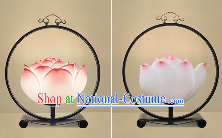 China Traditional Iron Art Home Decorations Spring Festival Desk Lantern Pink Lotus Table Lamp