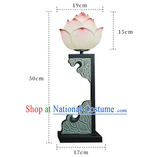 China Handmade Palace Desk Lantern Traditional Home Decorations Iron Art Lotus Table Lamp