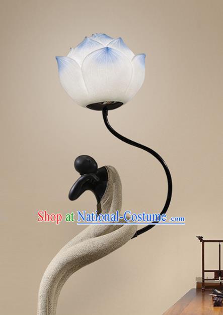 China Handmade Traditional Home Decorations Iron Art Floor Lamp Meditation Blue Lotus Lantern