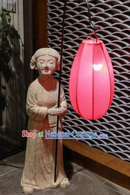 China Traditional Beauty Home Decorations Palace Lady Floor Lamp Handmade Iron Art High Lantern