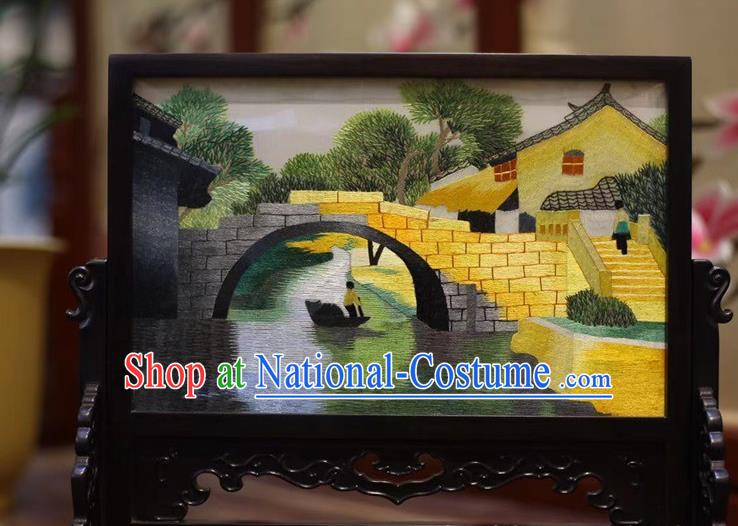 China Traditional Wood Desk Screen Embroidered Bridge Table Screen Hand Suzhou Embroidery Craft