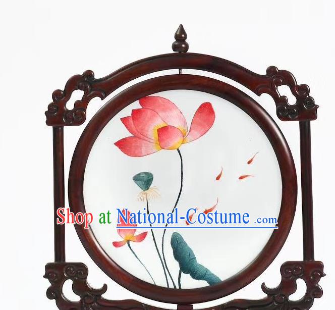 China Handmade Rosewood Desk Screen Suzhou Embroidery Craft Lotus Painting Table Screen