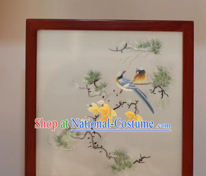 China Handmade Rosewood Table Decoration Traditional Wedding Craft Embroidery Pine Birds Desk Screen