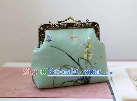 China Traditional Embroidered Green Silk Bag Suzhou Embroidery Orchids Handbag