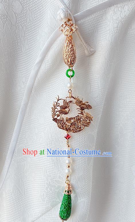 China Carving Cloud Collar Button Traditional Cheongsam Accessories Classical Golden Crane Brooch