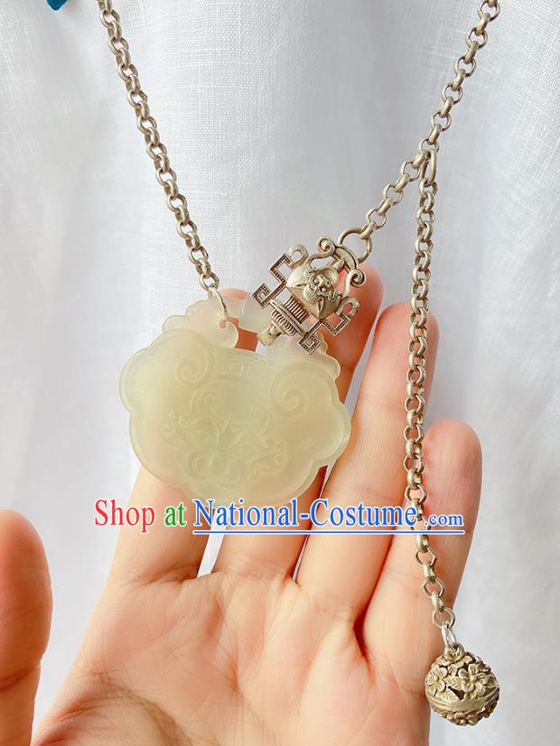 China Handmade Jewelry Accessories Traditional Hanfu Jade Necklace