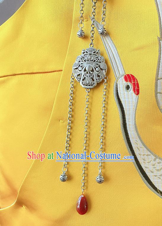 China Traditional Silver Carving Bat Brooch Classical Tassel Pendant Cheongsam Accessories