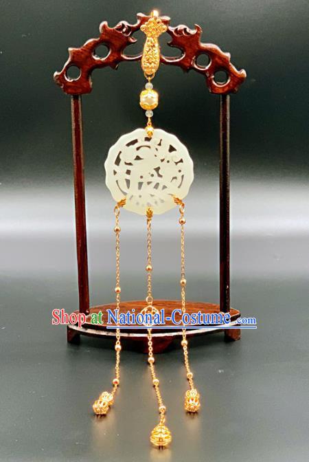 China Cheongsam Jade Tassel Pendant Handmade Brooch National Women Golden Bells Accessories