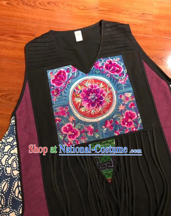 Chinese Traditional Minority Women Embroidery Purple Flax Robe National Clothing Embroidered Dress