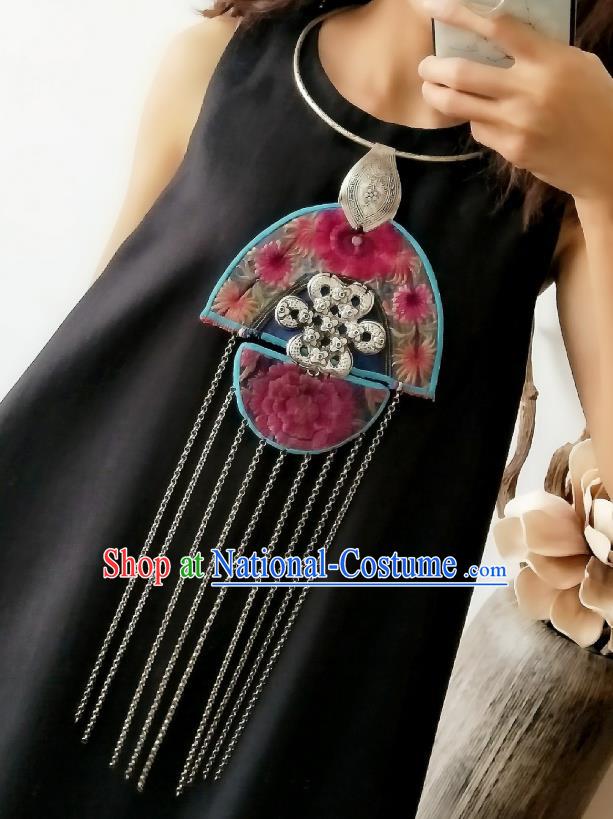 China Miao Ethnic National Silver Tassel Accessories Handmade Traditional Embroidered Necklace