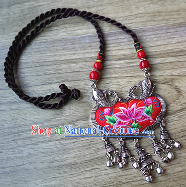 Handmade China National Silver Fish Jewelry Accessories Ethnic Embroidered Lotus Necklace Longevity Lock