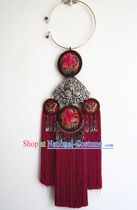 Traditional China Miao Nationality Embroidered Accessories Handmade Ethnic Silver Jewelry Rosy Tassel Necklace