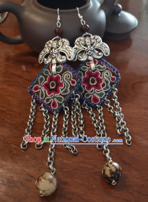 China National Embroidered Earrings Jewelry Accessories Handmade Miao Ethnic Silver Eardrop