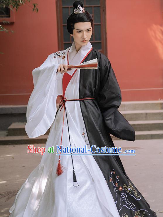 Chinese Ancient Childe Embroidered Black Robe Traditional Hanfu Apparel Ming Dynasty Swordsman Historical Costume for Men