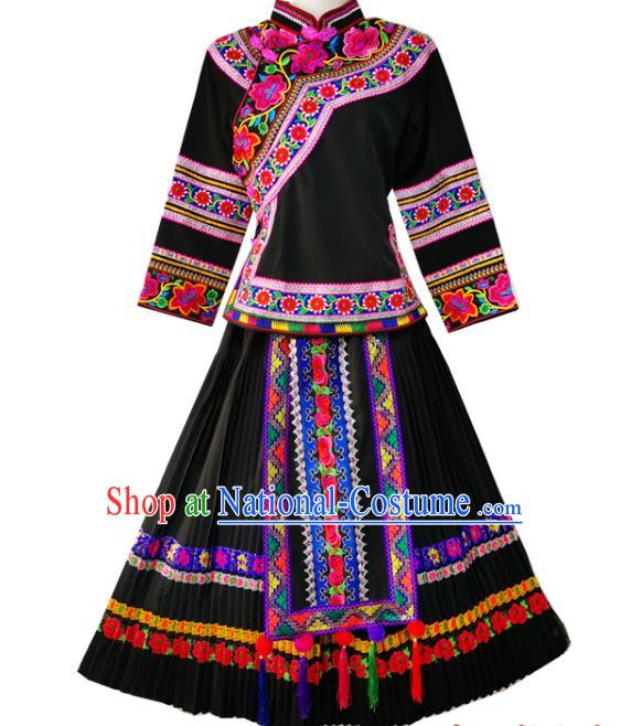 China Guizhou Puyi Ethnic Women Clothing Traditional Bouyei Nationality Folk Dance Black Blouse and Long Skirt with Hat