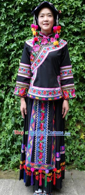 China Guizhou Puyi Ethnic Women Clothing Traditional Bouyei Nationality Folk Dance Black Blouse and Long Skirt with Hat