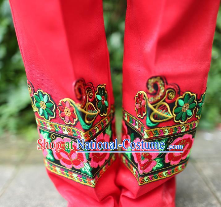 China Yi Nationality Drum Dance Embroidered Costumes Chinese Yi Ethnic Women Red Blouse and Pants with Cockscomb Hat