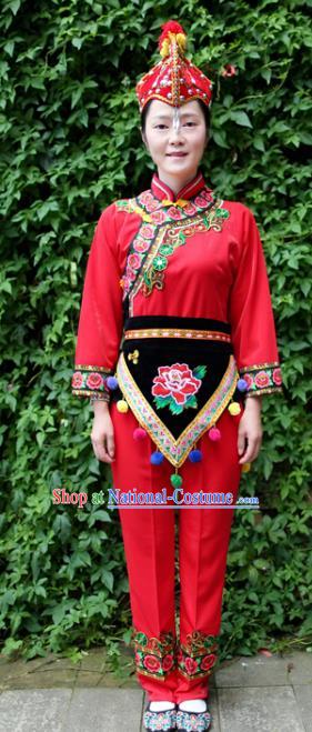 China Yi Nationality Drum Dance Embroidered Costumes Chinese Yi Ethnic Women Red Blouse and Pants with Cockscomb Hat