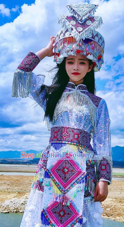 China Miao Ethnic Fashion Top Quality Miao Nationality Clothing Minority Photography Dress with Headpiece