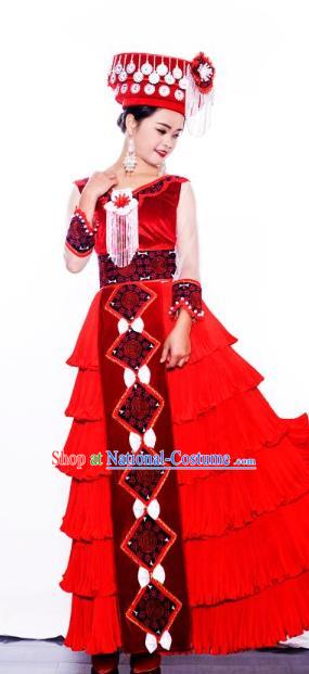 Miao Ethnic Folk Dance Red Dress China Yunnan Minority Clothing Travel Photography Costume with Headwear