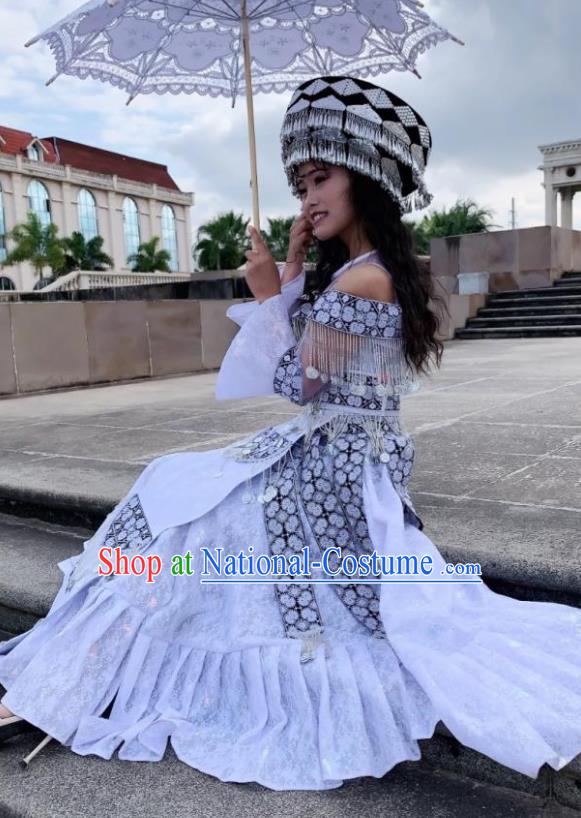 China Travel Photography White Dress Ethnic Clothing Miao Minority Costumes with Hat for Women