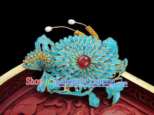 China Classical Qing Dynasty Brooch Traditional Handmade Court Cloisonne Chrysanthemum Breastpin