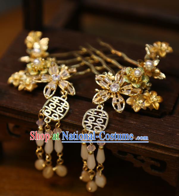 Chinese Xiuhe Suit Tassel Hair Sticks Traditional Classical Hair Accessories Wedding Golden Plum Hair Combs