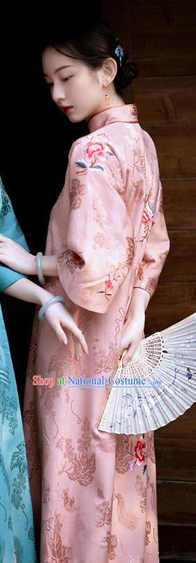 China Classical Pink Silk Cheongsam Traditional Qipao Costume National Women Embroidered Peony Dress